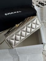 Chanel-Style Mini Flap Bag Collection – Quilted Leather with Gold-Tone Chain & Top Handle in Multiple Colors - 图片 12