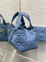 Dior Diorama Bag – Quilted Leather, Iconic Dior Logo Charm, Structured Silhouette, Designer Handbag with Top Handle - 图片 8
