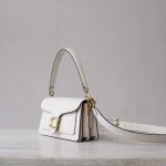COACH C Logo Flap Bag – White Leather, Minimalist Design, Signature C Hardware, Designer Crossbody Bag - 图片 7
