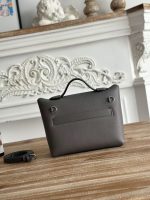 Hermès Mini Constance Bag – 15 Color Options, Dual-Tone Design, Signature Clasp, Handcrafted Leather Luxury - 图片 15