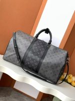 Louis Vuitton-Style Keepall Travel Duffel – Dark Gray Monogram Leather with Black Trim & Removable Shoulder Strap - 图片 9