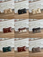 Celine-Style Mini Box Bag – Iconic Lock Clasp, Smooth Leather, Designer Crossbody with Top Handle in Multiple Colors - 图片 3