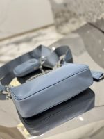 Prada-Style Leather & Nylon Tote Handbag – Minimalist Top Handle Bag with Triangular Logo – Designer-Inspired Shoulder Bag for Women - 图片 6