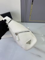 Prada-Style White Calf Leather Crossbody Bag – Embossed Triangular Logo with Buckle Strap - 图片 9