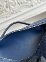 Loro Piana-Style Mini Box Bag – Premium Pebbled Leather, Iconic Lock Clasp, Designer Handbag with Detachable Strap in Multiple Colors - 图片 12