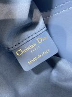 Dior Diorama Bag – Quilted Leather, Iconic Dior Logo Charm, Structured Silhouette, Designer Handbag with Top Handle - 图片 7