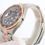 Rolex GMT-Master II Replica Watch – Two-Tone Steel & Rose Gold, Black Dial with Brown/Black Ceramica Bezel - 图片 4