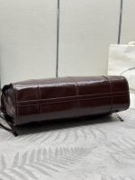 Prada-Style Leather & Nylon Tote Handbag – Minimalist Top Handle Bag with Triangular Logo – Designer-Inspired Shoulder Bag for Women - 图片 4