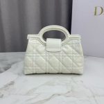 Dior Lady Dior Mini Bag – Quilted Leather, Gold-Tone Hardware, CD Clasp, Designer Tote with Removable Chain Strap - 图片 3