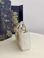 Dior Lady Dior Mini Bag – White Quilted Leather, Gold-Tone Hardware, Iconic CD Rings, Designer Tote - 图片 3