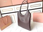 Miu Miu-Style Sleeveless Tote Bag – Iconic Embossed Logo, Minimalist Design, Premium Leather & Canvas in Multiple Colors - 图片 11
