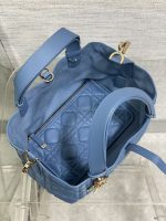 Dior Diorama Bag – Quilted Leather, Iconic Dior Logo Charm, Structured Silhouette, Designer Handbag with Top Handle - 图片 2