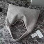 Bottega Veneta Large Intrecciato Hobo Bag – Iconic Weave, Sculptural Silhouette, Leather Tote, Designer Handbag - 图片 8