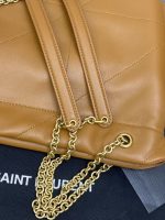 Saint Laurent-Style Tote Bag – Burgundy Quilted Leather with Metallic YSL Logo & Dual Handles – Designer-Inspired Work & Travel Bag for Women - 图片 2