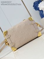 Louis Vuitton-Style Capucines Mini Bag – beige Grained Leather with Gold-Tone Hardware & Signature Lock Design (M25160) - 图片 4