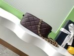 Chanel-Style Mini Oval Bag – Velvet Quilted Design with Top Handle & Gold-Tone Chain (6 Colors Available) - 图片 5