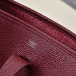 Hermès Evelyne 18 Bag – Perforated "H" Design, Multi-Color Options, Togo Leather, Crossbody Style, Iconic Designer Bag - 图片 6