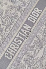 Dior Book Tote Bag – Toile de Jouy Print, Structured Canvas, Iconic Dior Design, Designer Tote with Top Handles - 图片 6