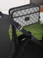 Gucci-Style Camera Bag – Black & White GG Monogram Canvas with Leather Trim & Oval Logo Patch - 图片 4