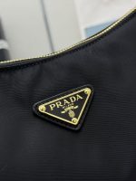 Prada-Style Leather & Nylon Tote Handbag – Minimalist Top Handle Bag with Triangular Logo – Designer-Inspired Shoulder Bag for Women - 图片 3