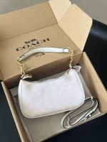 COACH Mini Leather Crossbody Bag – White Pebbled Leather, Gold-Tone Chain Handle, Compact Designer Handbag - 图片 2