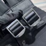 Dior Oblique Print Backpack – Iconic Monogram Canvas, Christian Dior Logo Stripe, Designer Backpack with Adjustable Straps - 图片 5