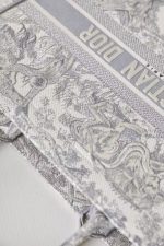 Dior Book Tote Bag – Toile de Jouy Print, Structured Canvas, Iconic Dior Design, Designer Tote with Top Handles - 图片 5