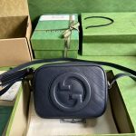 Gucci-Style Mini Crossbody Bag – Black Quilted Leather with 3D Interlocking GG Logo, Tassel Detail & Adjustable Strap