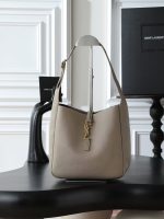 Saint Laurent-Style Tote Bag – Burgundy Quilted Leather with Metallic YSL Logo & Dual Handles – Designer-Inspired Work & Travel Bag for Women - 图片 2