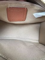 COACH Signature Tote Bag – Soft Pink, Classic Monogram Print, Leather Top Handle, Everyday Designer Handbag - 图片 4