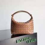 Bottega Veneta Pouch Bag – Iconic Intrecciato Weave, Multi-Color Options, Leather Hobo, Designer Handbag - 图片 3