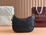 Gucci-Style Marmont Mini Moon Bag – Black Embossed GG Leather with Gold-Tone Chain Strap & Curved Silhouette - 图片 3