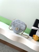 Chanel-Style Mini Heart Bag – Quilted Leather with Gold-Tone Chain & CC Logo (8 Colors Available)