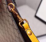 Gucci-Style GG Supreme Clutch Wallet – Beige Monogram Canvas with Gold-Tone Snake Head Charm, Oval Logo Badge & Zip Closure - 图片 3