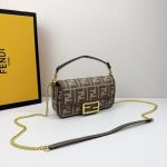 Fendi-Style Mini Bag – Brown FF Monogram Canvas with Gold-Tone Chain Strap, Iconic FF Lock Clasp & Top Handle - 图片 2