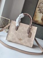 COACH Signature Tote Bag – Soft Pink, Classic Monogram Print, Leather Top Handle, Everyday Designer Handbag - 图片 3