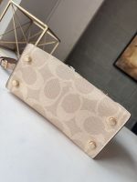 COACH Signature Tote Bag – Soft Pink, Classic Monogram Print, Leather Top Handle, Everyday Designer Handbag - 图片 2