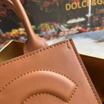 Dolce & Gabbana-Style Mini Square Tote Bag – Embossed DG Logo with Top Handle - 图片 3