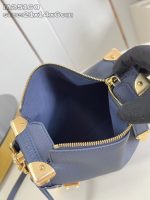 Louis Vuitton-Style Capucines Mini Bag – Navy Blue Grained Leather with Gold-Tone Hardware & Signature Lock Design (M25160) - 图片 2
