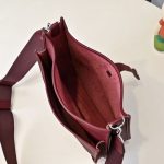 Hermès Evelyne 18 Bag – Perforated "H" Design, Multi-Color Options, Togo Leather, Crossbody Style, Iconic Designer Bag - 图片 3