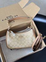 COACH Signature Chain Handle Bag – Beige Monogram Canvas, Gold-Tone Chain Strap, Mini Crossbody, Designer Handbag - 图片 2