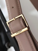 Saint Laurent-Style Tote Bag – Burgundy Quilted Leather with Metallic YSL Logo & Dual Handles – Designer-Inspired Work & Travel Bag for Women - 图片 2