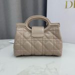 Dior Lady Dior Mini Bag – Quilted Leather, Gold-Tone Hardware, CD Clasp, Designer Tote with Removable Chain Strap - 图片 2