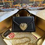 Dolce & Gabbana-Style Mini Heart Clasp Bag – Embellished Heart Lock with Chain Strap