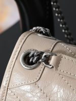 Saint Laurent-Style Tote Bag – Burgundy Quilted Leather with Metallic YSL Logo & Dual Handles – Designer-Inspired Work & Travel Bag for Women - 图片 3