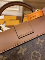 Louis Vuitton-Style Lockit Mini Bag – Brown Monogram Canvas with Leather Flap & Gold-Tone Lock Closure - 图片 3