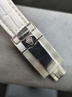 Luxury Rolex-Style Daytona Women's Watch – Diamond-Encrusted Case & Bezel, Blue Sapphire Accents, Black Leather Strap - 图片 9