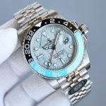 Luxury GMT Watch – Black & Blue Bezel, Silver Marble Dial, Stainless Steel Oyster Bracelet, Dual Time Zone Function - 图片 3