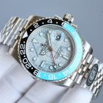 Luxury GMT Watch – Black & Blue Bezel, Silver Marble Dial, Stainless Steel Oyster Bracelet, Dual Time Zone Function - 图片 5