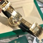 Luxury Gold-Tone Chronograph Watch – Black Rubber Strap, Tachymeter Bezel, Champagne Dial, Sporty Elegance - 图片 9